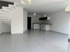 Beau et grand duplex au calme et ensoleillé Marseille 12ème