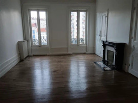 Beau F3 115 m² situé à côté de la gare Châteaureux Saint-Étienne