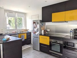 BEAU MEUBLE 3 PIECES, 61m²  CAVE ET PARKING Châtillon