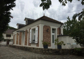 Beau pavillon classé 50m² avec terrasse Le Plessis-Trévise