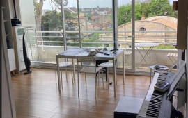 Beau studio 29m² balcon parking barrière Pessac Bordeaux