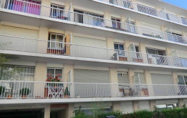 Beau studio 30m² avec balcon filant Boulogne-Billancourt