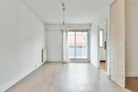 Beau studio à Jules Joffrin Paris 18ème