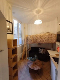 Beau studio meublé 11m² Clichy Cosy Nest Paris 9ème