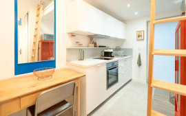 Beau studio meublé 19 m² avec terrasse privative Lyon 8ème