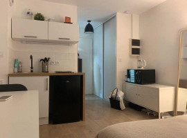 Beau studio meublé 19m² UCO Angers Angers