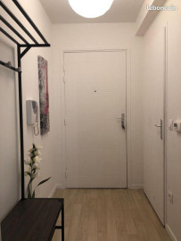 Beau studio meublé 26m² avec balcon Moulin Galant Corbeil-Essonnes