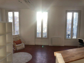 Beau studio meublé 35m² cours Julien Marseille 6ème