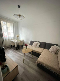 Beau T2 37m² rénové et meublé Suresnes