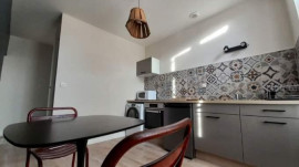 Beau T2  48m2 * Châtelet - bord de Loire * rénové Orléans