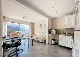 Beau T2 meublé 38m² exposé sud Annecy