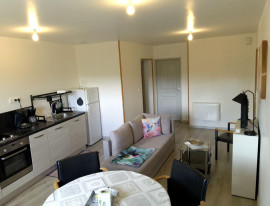 Beau T2 meublé 56 m² Isches