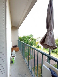 Beau T3 68m² Gratte-ciel avec balcon Villeurbanne