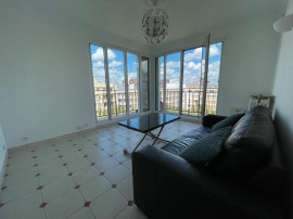 Beau T3 traversant 59m² au dernier étage Boulogne-Billancourt