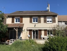 BELLE CHAMBRE AVEC SALLE DE BAIN PRIVATIVE Pierrelaye