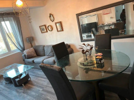 Belle chambre entièrement meublée 16m² dans coloc Longeville-lès-Metz