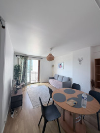 Bourg-la-Reine — 3 pièces meublé de 60 m², 8e étage avec ascenseur, à 5 min du RER B Bourg-la-Reine