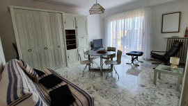 Central, beau Studio (F1 35m2) meublé, très lumi Nice