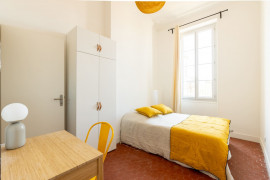chambre 14m² - YOLOCOLIVING Marseille 1er
