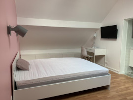 Chambre avec SDB et WC privés dans maison coliving Créteil