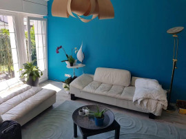 Chambre dans belle maison meublée Metz