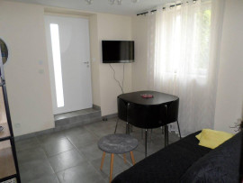 Chambre en coloc cosy, calme, centre proche Nîmes
