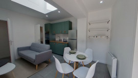 Chambre meublée à louer dans une maisonnette Lyon