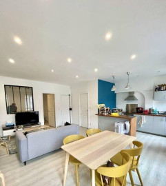 Charmant T2 meublé 45m² moderne et lumineux Marseille 6ème