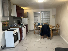 Dans une maison au calme Vitrolles