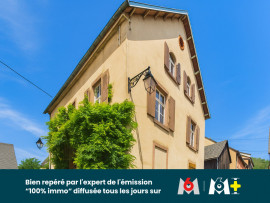 Dans village Alsacien, Maison  ancienne de 190m2 Riquewihr