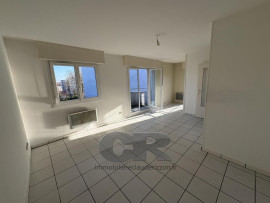F1 bis avec balcon, parking et cave -  quartier ARTEM Nancy