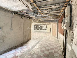 Garage de 72 m² SENAS