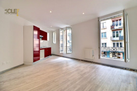 Grand studio entrée privative proche du métro Boulogne-Billancourt