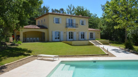 Idéal investisseur : Villa avec piscine (occupée) Salernes