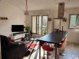 Joli T2 - Quartier paisible, balcon, jardin arboré Chantilly