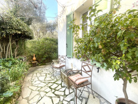 LE CANNET MAIRIE Villa 8 pièce(s) 150m2 env - Terrain 557m2 - Dépendances Le Cannet