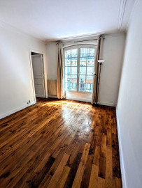 Location 2 pièces 41 m2 Paris 18ème