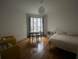 Location rand studio Paris 18ème Métro Lamarck Paris 18ème