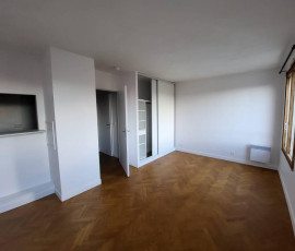 Location studio Rueil Malmaison RER Rueil-Malmaison
