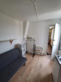 Loue chambre de bonne meublée (9m², Paris) Paris 15ème