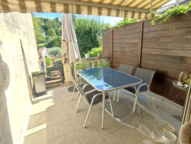 Maison de bourg avec dépendance et piscine Cambes