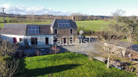 Maison en pierre avec grand terrain CONDE SUR VIRE conde sur vire