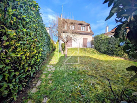Maison familiale à Ormesson avec jardin et fort potentiel Ormesson-sur-Marne
