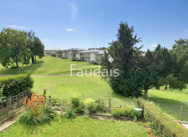 Maison mitoyenne à vendre à Saint-Lô avec jardin, sous-sol c st lo