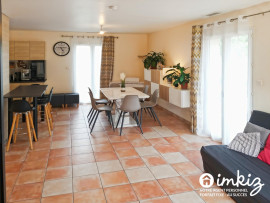 Maison T6 climatisée au calme avec jardin clôturé Labastidette