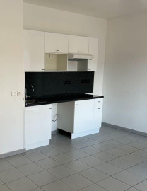 Neuf Studio avec Grande Terrasse Marseille 10ème