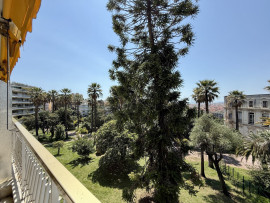 Nice Cimiez - 3 pièces avec grande terrasse offrant une vue dégagée sur la mer Nice