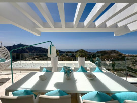 Penthouse vue mer & montagne à Palo Alto Marbella