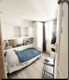 Petit studio 9m² Paris 9eme Paris 9ème