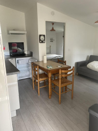 Petite maison 27 m2 étudiant.e fond jardin Bègles